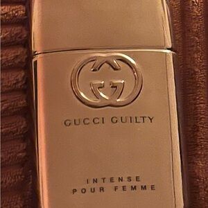 Gucci Gold Eau de Parfum Bottle